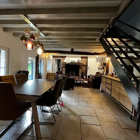 Belle Chaumière Normande, Au Pas De La D'honfleur Villa